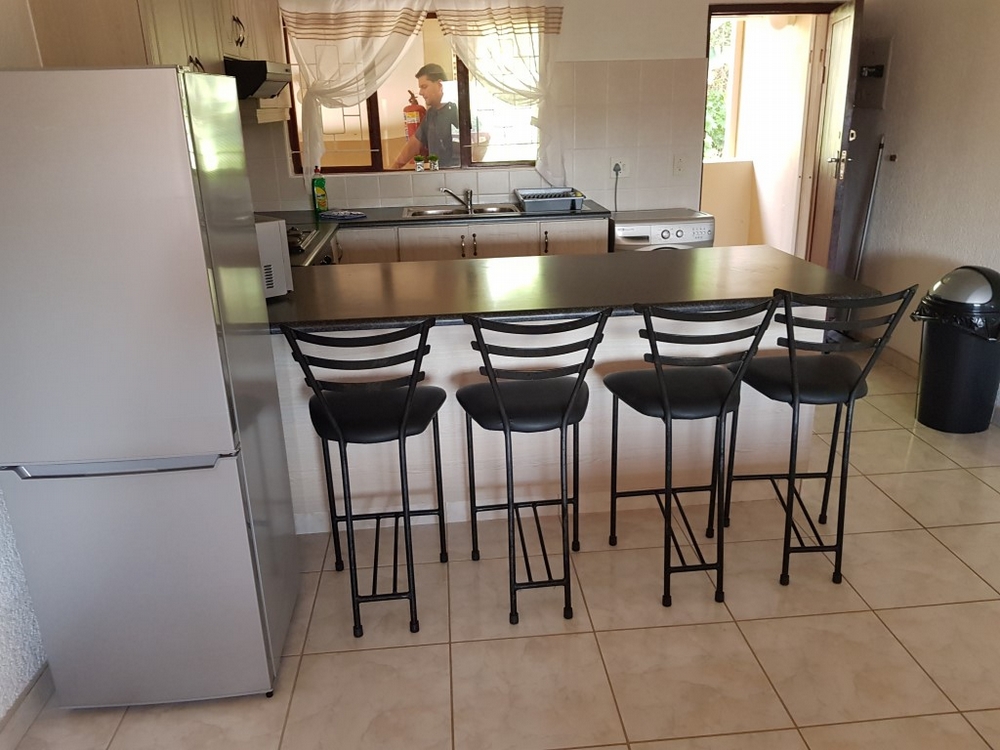 Miramar Cove 32
